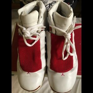 Retro 17 fire red